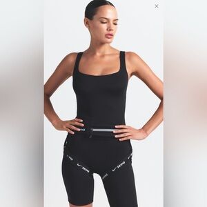 NWT NIKE SKIMS MATTE SQUARE NECK TANK